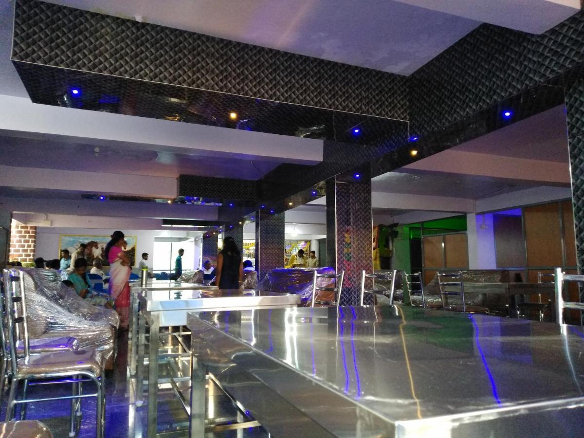 Kempegowda & Boarding * Nelamangala