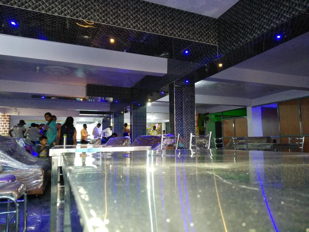 Lodge Kempegowda & Boarding *