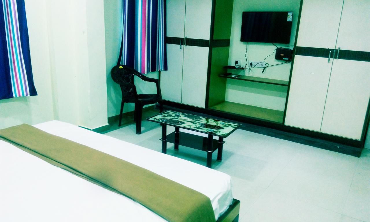Lodge Kempegowda & Boarding *
