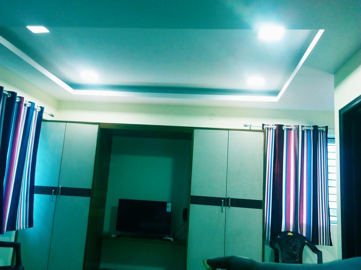 Lodge Kempegowda & Boarding *
