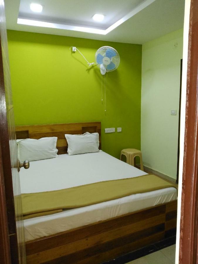 Lodge Kempegowda & Boarding Nelamangala